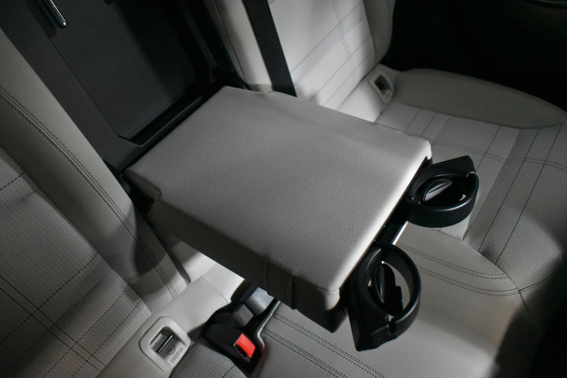 メルセデスベンツ GLA GLA250 4ﾏﾁｯｸ ｵﾌﾛｰﾄﾞ ﾍﾞｰｼｯｸﾊﾟｯｹｰｼﾞﾌﾟﾗｽ ﾚｰﾀﾞｰｾｰﾌﾃｨP  ﾃﾞｨｽﾄﾛﾆｯｸ ﾌﾞﾗｲﾝﾄﾞｽﾎﾟｯﾄ ﾚｰﾝｷｰﾌﾟ ﾋｰﾀｰ半革 ｵｰﾄﾃｰﾙｹﾞｰﾄ ﾅﾋﾞTV ﾊﾞｯｸｶﾒﾗ ｷｾﾉﾝﾍｯﾄﾞﾗｲﾄ ｱﾝﾋﾞｴﾝﾄﾗｲﾄ 2年保証