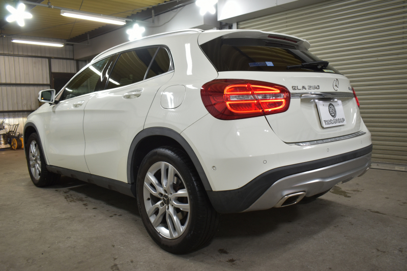 メルセデスベンツ GLA GLA250 4ﾏﾁｯｸ ｵﾌﾛｰﾄﾞ ﾍﾞｰｼｯｸﾊﾟｯｹｰｼﾞﾌﾟﾗｽ ﾚｰﾀﾞｰｾｰﾌﾃｨP  ﾃﾞｨｽﾄﾛﾆｯｸ ﾌﾞﾗｲﾝﾄﾞｽﾎﾟｯﾄ ﾚｰﾝｷｰﾌﾟ ﾋｰﾀｰ半革 ｵｰﾄﾃｰﾙｹﾞｰﾄ ﾅﾋﾞTV ﾊﾞｯｸｶﾒﾗ ｷｾﾉﾝﾍｯﾄﾞﾗｲﾄ ｱﾝﾋﾞｴﾝﾄﾗｲﾄ 2年保証