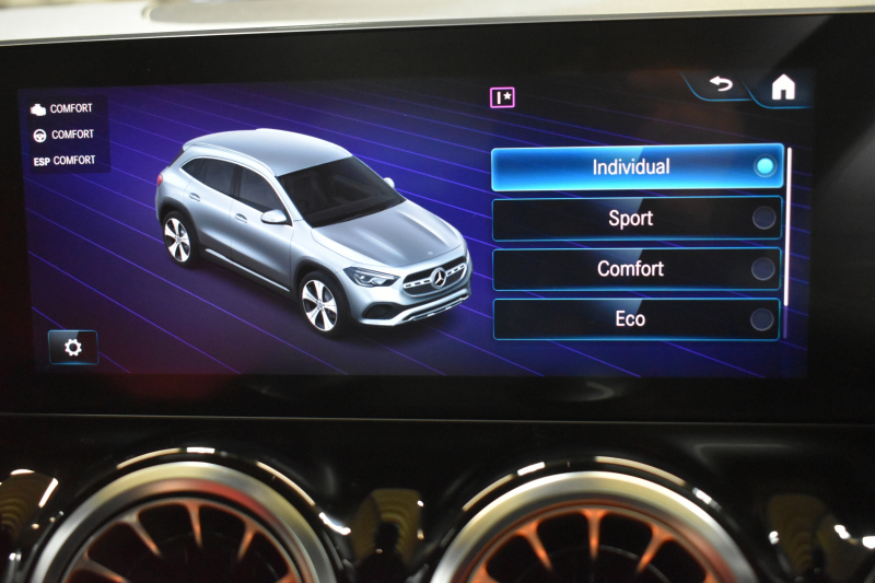 メルセデスベンツ GLA メルセデスベンツ GLAクラス GLA200d AMGﾗｲﾝ AMGﾚｻﾞｰｴｸｽｸﾙｰｼﾌﾞP ｱﾄﾞﾊﾞﾝｽﾄﾞP ﾅﾋﾞｹﾞｰｼｮﾝP ﾊﾟﾉﾗﾏｻﾝﾙｰﾌ ﾚｰﾀﾞｰP 1ｵｰﾅｰ 革 HUD 360ｶﾒﾗ ｱﾄﾞﾊﾞﾝｽﾄﾞｻｳﾝﾄﾞ AMGｴｱﾛ19AW ACC ﾚｰﾝｷｰﾌﾟ ﾏﾙﾁLEDﾍｯﾄﾞﾗｲﾄ MBUXﾅﾋﾞTV ﾌｯﾄｹﾞｰﾄ 2年保証