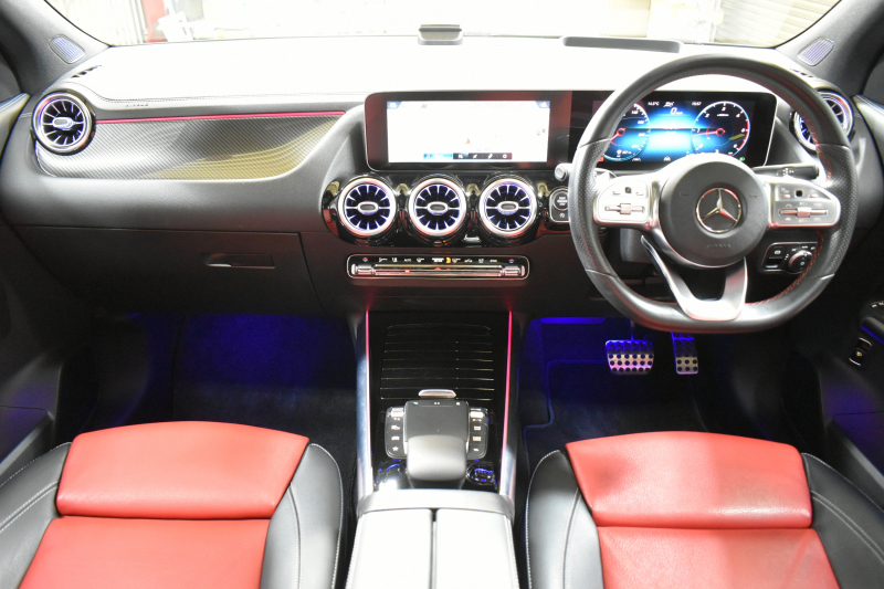 メルセデスベンツ GLA メルセデスベンツ GLAクラス GLA200d AMGﾗｲﾝ AMGﾚｻﾞｰｴｸｽｸﾙｰｼﾌﾞP ｱﾄﾞﾊﾞﾝｽﾄﾞP ﾅﾋﾞｹﾞｰｼｮﾝP ﾊﾟﾉﾗﾏｻﾝﾙｰﾌ ﾚｰﾀﾞｰP 1ｵｰﾅｰ 革 HUD 360ｶﾒﾗ ｱﾄﾞﾊﾞﾝｽﾄﾞｻｳﾝﾄﾞ AMGｴｱﾛ19AW ACC ﾚｰﾝｷｰﾌﾟ ﾏﾙﾁLEDﾍｯﾄﾞﾗｲﾄ MBUXﾅﾋﾞTV ﾌｯﾄｹﾞｰﾄ 2年保証