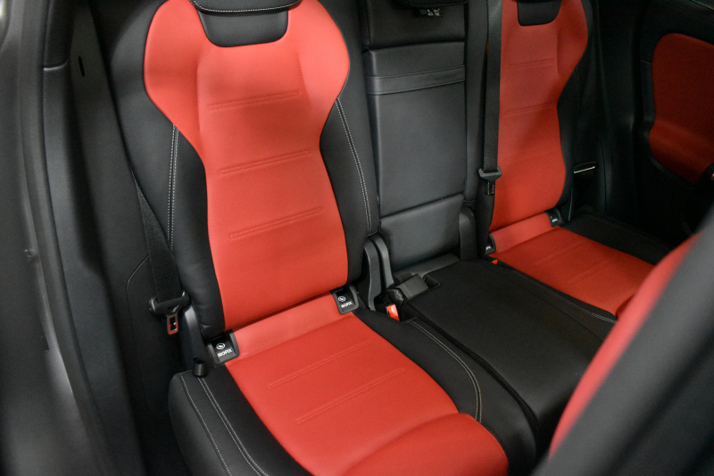 メルセデスベンツ GLA メルセデスベンツ GLAクラス GLA200d AMGﾗｲﾝ AMGﾚｻﾞｰｴｸｽｸﾙｰｼﾌﾞP ｱﾄﾞﾊﾞﾝｽﾄﾞP ﾅﾋﾞｹﾞｰｼｮﾝP ﾊﾟﾉﾗﾏｻﾝﾙｰﾌ ﾚｰﾀﾞｰP 1ｵｰﾅｰ 革 HUD 360ｶﾒﾗ ｱﾄﾞﾊﾞﾝｽﾄﾞｻｳﾝﾄﾞ AMGｴｱﾛ19AW ACC ﾚｰﾝｷｰﾌﾟ ﾏﾙﾁLEDﾍｯﾄﾞﾗｲﾄ MBUXﾅﾋﾞTV ﾌｯﾄｹﾞｰﾄ 2年保証