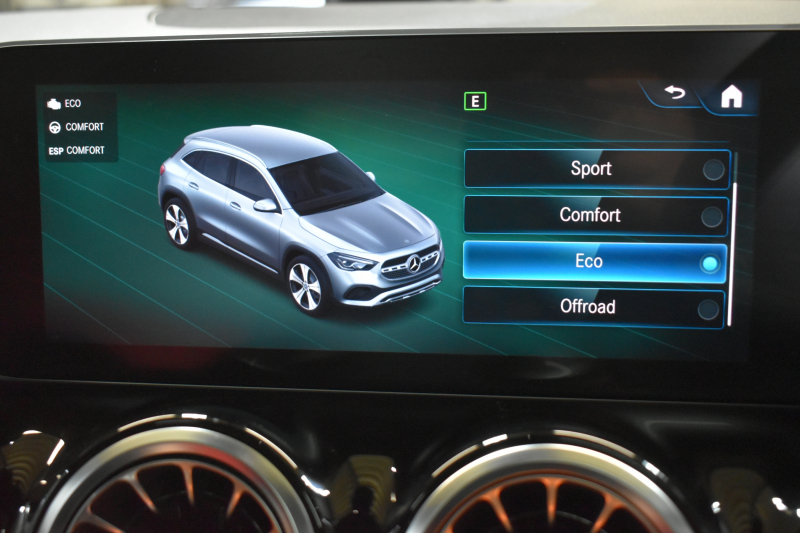 メルセデスベンツ GLA メルセデスベンツ GLAクラス GLA200d AMGﾗｲﾝ AMGﾚｻﾞｰｴｸｽｸﾙｰｼﾌﾞP ｱﾄﾞﾊﾞﾝｽﾄﾞP ﾅﾋﾞｹﾞｰｼｮﾝP ﾊﾟﾉﾗﾏｻﾝﾙｰﾌ ﾚｰﾀﾞｰP 1ｵｰﾅｰ 革 HUD 360ｶﾒﾗ ｱﾄﾞﾊﾞﾝｽﾄﾞｻｳﾝﾄﾞ AMGｴｱﾛ19AW ACC ﾚｰﾝｷｰﾌﾟ ﾏﾙﾁLEDﾍｯﾄﾞﾗｲﾄ MBUXﾅﾋﾞTV ﾌｯﾄｹﾞｰﾄ 2年保証