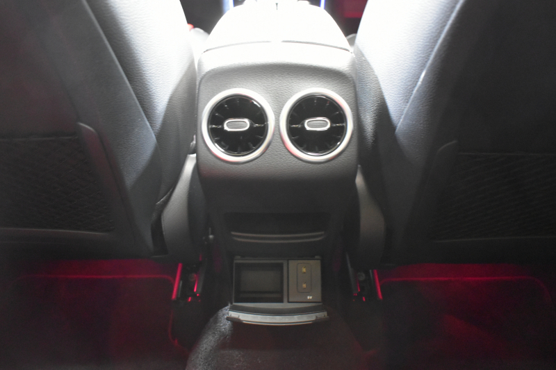 メルセデスベンツ GLA メルセデスベンツ GLAクラス GLA200d AMGﾗｲﾝ AMGﾚｻﾞｰｴｸｽｸﾙｰｼﾌﾞP ｱﾄﾞﾊﾞﾝｽﾄﾞP ﾅﾋﾞｹﾞｰｼｮﾝP ﾊﾟﾉﾗﾏｻﾝﾙｰﾌ ﾚｰﾀﾞｰP 1ｵｰﾅｰ 革 HUD 360ｶﾒﾗ ｱﾄﾞﾊﾞﾝｽﾄﾞｻｳﾝﾄﾞ AMGｴｱﾛ19AW ACC ﾚｰﾝｷｰﾌﾟ ﾏﾙﾁLEDﾍｯﾄﾞﾗｲﾄ MBUXﾅﾋﾞTV ﾌｯﾄｹﾞｰﾄ 2年保証