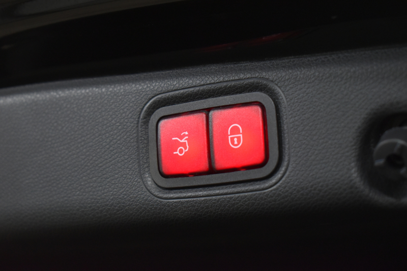 AMG Eクラス E53 4ﾏﾁｯｸ+ ISG搭載 ｴｸｽｸﾙｰｼﾌﾞP ﾚｰﾀﾞｰｾｰﾌﾃｨP ﾊﾟﾉﾗﾏｻﾝﾙｰﾌ 革 ﾍﾞﾝﾁﾚｰﾀｰ ﾏｯｻｰｼﾞ ﾌﾞﾙﾒｽﾀｰS HUD ﾌｯﾄｹﾞｰﾄ ｴｱﾛ20AW ﾃﾞｨｽﾄﾛ ﾌﾞﾗｲﾝﾄﾞS ﾚｰﾝｷｰﾌﾟ ﾅﾋﾞTV 360ｶﾒﾗ ｷｰﾚｽｺﾞｰ 2年保証