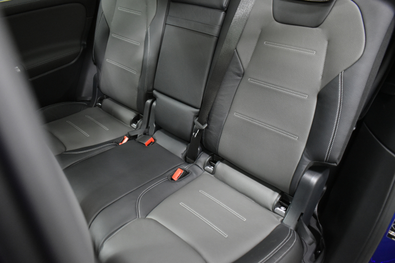 メルセデスベンツ GLB GLB200d 4ﾏﾁｯｸ AMGﾗｲﾝ AMGﾚｻﾞｰｴｸｽｸﾙｰｼﾌﾞP ﾅﾋﾞｹﾞｰｼｮﾝP ﾚｰﾀﾞｰｾｰﾌﾃｨP  ﾊﾟﾉﾗﾏｻﾝﾙｰﾌ 革 AMGｴｱﾛ19AW MBUXﾅﾋﾞTV ﾃﾞｨｽﾄﾛ ﾌﾞﾗｲﾝﾄﾞS 360ｶﾒﾗ ﾜｲﾔﾚｽﾁｬｰｼﾞ ﾌｯﾄｹﾞｰﾄ ｷｰﾚｽｺﾞｰ 2年保証