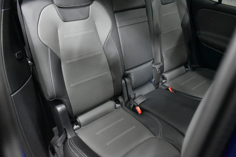 メルセデスベンツ GLB GLB200d 4ﾏﾁｯｸ AMGﾗｲﾝ AMGﾚｻﾞｰｴｸｽｸﾙｰｼﾌﾞP ﾅﾋﾞｹﾞｰｼｮﾝP ﾚｰﾀﾞｰｾｰﾌﾃｨP  ﾊﾟﾉﾗﾏｻﾝﾙｰﾌ 革 AMGｴｱﾛ19AW MBUXﾅﾋﾞTV ﾃﾞｨｽﾄﾛ ﾌﾞﾗｲﾝﾄﾞS 360ｶﾒﾗ ﾜｲﾔﾚｽﾁｬｰｼﾞ ﾌｯﾄｹﾞｰﾄ ｷｰﾚｽｺﾞｰ 2年保証