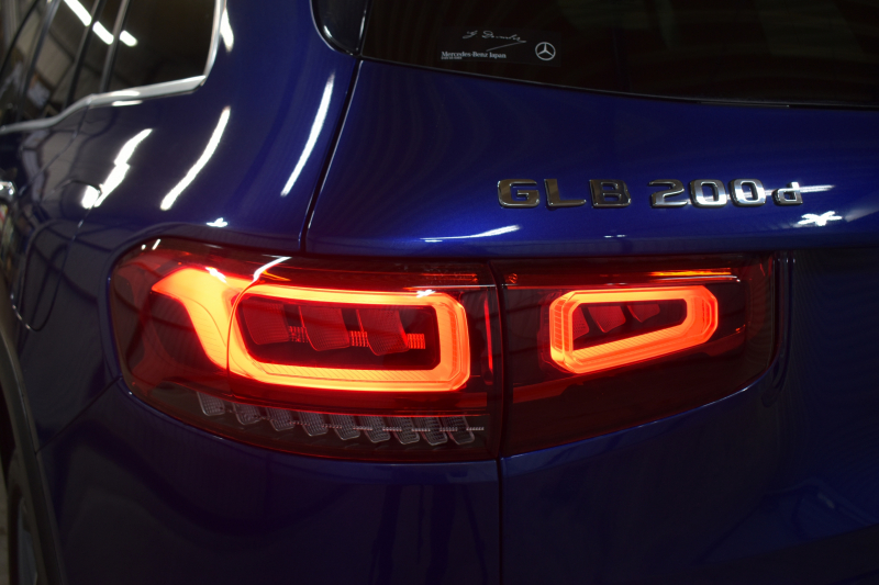 メルセデスベンツ GLB GLB200d 4ﾏﾁｯｸ AMGﾗｲﾝ AMGﾚｻﾞｰｴｸｽｸﾙｰｼﾌﾞP ﾅﾋﾞｹﾞｰｼｮﾝP ﾚｰﾀﾞｰｾｰﾌﾃｨP  ﾊﾟﾉﾗﾏｻﾝﾙｰﾌ 革 AMGｴｱﾛ19AW MBUXﾅﾋﾞTV ﾃﾞｨｽﾄﾛ ﾌﾞﾗｲﾝﾄﾞS 360ｶﾒﾗ ﾜｲﾔﾚｽﾁｬｰｼﾞ ﾌｯﾄｹﾞｰﾄ ｷｰﾚｽｺﾞｰ 2年保証