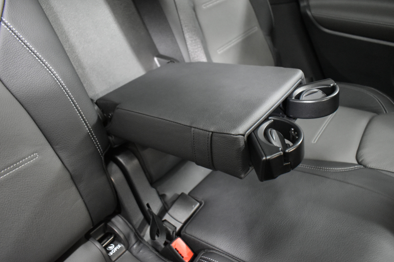 メルセデスベンツ GLB GLB200d 4ﾏﾁｯｸ AMGﾗｲﾝ AMGﾚｻﾞｰｴｸｽｸﾙｰｼﾌﾞP ﾅﾋﾞｹﾞｰｼｮﾝP ﾚｰﾀﾞｰｾｰﾌﾃｨP  ﾊﾟﾉﾗﾏｻﾝﾙｰﾌ 革 AMGｴｱﾛ19AW MBUXﾅﾋﾞTV ﾃﾞｨｽﾄﾛ ﾌﾞﾗｲﾝﾄﾞS 360ｶﾒﾗ ﾜｲﾔﾚｽﾁｬｰｼﾞ ﾌｯﾄｹﾞｰﾄ ｷｰﾚｽｺﾞｰ 2年保証