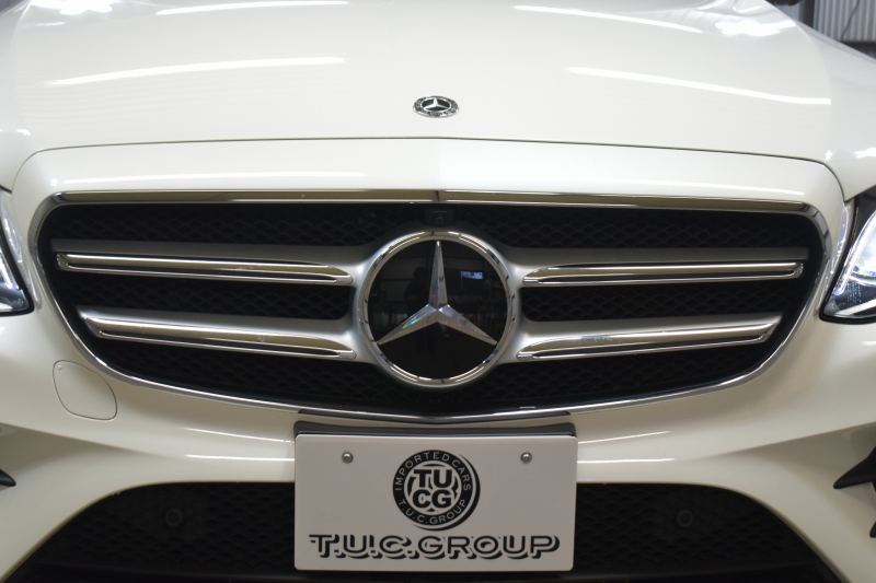 メルセデスベンツ Eクラス E350e AVG ｽﾎﾟｰﾂ ｴｸｽｸﾙｰｼﾌﾞP ﾚｰﾀﾞｰｾｰﾌﾃｨP PHV 1ｵｰﾅｰ ﾊﾟﾉﾗﾏｻﾝﾙｰﾌ 全席ﾋｰﾀｰ黒革 ﾃﾞｨｽﾄﾛ ﾚｰﾝﾁｪﾝｼﾞ ﾌﾞﾗｲﾝﾄﾞｽﾎﾟｯﾄ AMGｴｱﾛ19AW ｷｰGO PTS ﾌｯﾄｹﾞｰﾄ ﾌﾞﾙﾒｽﾀｰ 地デジ360ｶﾒ 2年保証