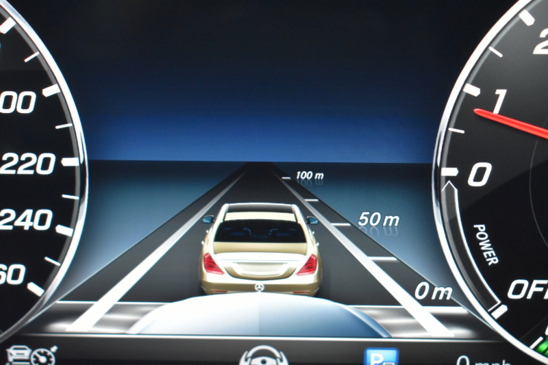 メルセデスベンツ Eクラス E350e AVG ｽﾎﾟｰﾂ ｴｸｽｸﾙｰｼﾌﾞP ﾚｰﾀﾞｰｾｰﾌﾃｨP PHV 1ｵｰﾅｰ ﾊﾟﾉﾗﾏｻﾝﾙｰﾌ 全席ﾋｰﾀｰ黒革 ﾃﾞｨｽﾄﾛ ﾚｰﾝﾁｪﾝｼﾞ ﾌﾞﾗｲﾝﾄﾞｽﾎﾟｯﾄ AMGｴｱﾛ19AW ｷｰGO PTS ﾌｯﾄｹﾞｰﾄ ﾌﾞﾙﾒｽﾀｰ 地デジ360ｶﾒ 2年保証