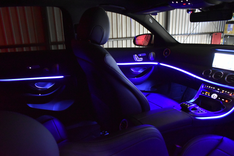 メルセデスベンツ Eクラス E350e AVG ｽﾎﾟｰﾂ ｴｸｽｸﾙｰｼﾌﾞP ﾚｰﾀﾞｰｾｰﾌﾃｨP PHV 1ｵｰﾅｰ ﾊﾟﾉﾗﾏｻﾝﾙｰﾌ 全席ﾋｰﾀｰ黒革 ﾃﾞｨｽﾄﾛ ﾚｰﾝﾁｪﾝｼﾞ ﾌﾞﾗｲﾝﾄﾞｽﾎﾟｯﾄ AMGｴｱﾛ19AW ｷｰGO PTS ﾌｯﾄｹﾞｰﾄ ﾌﾞﾙﾒｽﾀｰ 地デジ360ｶﾒ 2年保証