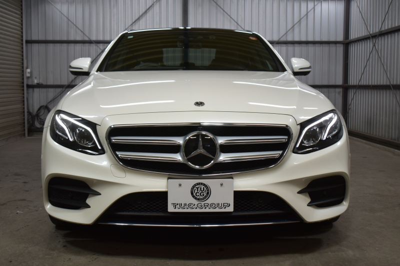 メルセデスベンツ Eクラス E350e AVG ｽﾎﾟｰﾂ ｴｸｽｸﾙｰｼﾌﾞP ﾚｰﾀﾞｰｾｰﾌﾃｨP PHV 1ｵｰﾅｰ ﾊﾟﾉﾗﾏｻﾝﾙｰﾌ 全席ﾋｰﾀｰ黒革 ﾃﾞｨｽﾄﾛ ﾚｰﾝﾁｪﾝｼﾞ ﾌﾞﾗｲﾝﾄﾞｽﾎﾟｯﾄ AMGｴｱﾛ19AW ｷｰGO PTS ﾌｯﾄｹﾞｰﾄ ﾌﾞﾙﾒｽﾀｰ 地デジ360ｶﾒ 2年保証