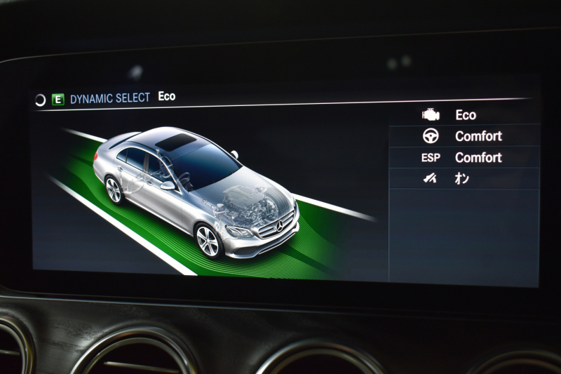 メルセデスベンツ Eクラス E350e AVG ｽﾎﾟｰﾂ ｴｸｽｸﾙｰｼﾌﾞP ﾚｰﾀﾞｰｾｰﾌﾃｨP PHV 1ｵｰﾅｰ ﾊﾟﾉﾗﾏｻﾝﾙｰﾌ 全席ﾋｰﾀｰ黒革 ﾃﾞｨｽﾄﾛ ﾚｰﾝﾁｪﾝｼﾞ ﾌﾞﾗｲﾝﾄﾞｽﾎﾟｯﾄ AMGｴｱﾛ19AW ｷｰGO PTS ﾌｯﾄｹﾞｰﾄ ﾌﾞﾙﾒｽﾀｰ 地デジ360ｶﾒ 2年保証