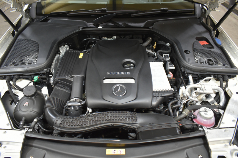 メルセデスベンツ Eクラス E350e AVG ｽﾎﾟｰﾂ ｴｸｽｸﾙｰｼﾌﾞP ﾚｰﾀﾞｰｾｰﾌﾃｨP PHV 1ｵｰﾅｰ ﾊﾟﾉﾗﾏｻﾝﾙｰﾌ 全席ﾋｰﾀｰ黒革 ﾃﾞｨｽﾄﾛ ﾚｰﾝﾁｪﾝｼﾞ ﾌﾞﾗｲﾝﾄﾞｽﾎﾟｯﾄ AMGｴｱﾛ19AW ｷｰGO PTS ﾌｯﾄｹﾞｰﾄ ﾌﾞﾙﾒｽﾀｰ 地デジ360ｶﾒ 2年保証