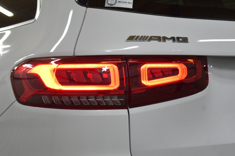 AMG GLB MercedesAMG GLB35 4ﾏﾁｯｸ AMGｱﾄﾞﾊﾞﾝｽﾄﾞ＆ﾊﾟﾌｫｰﾏﾝｽP ﾚｰﾀﾞｰｾｰﾌﾃｨP ﾅﾋﾞP ﾊﾟﾉﾗﾏｻﾝﾙｰﾌ ﾋｰﾀｰｸｰﾗｰ黒/赤革 対話式ﾅﾋﾞ ﾃﾞｨｽﾄﾛﾆｯｸ ﾌﾞﾗｲﾝﾄﾞｽﾎﾟｯﾄ ﾚｰﾝｷｰﾌﾟ AMGｴｱﾛ19AW ｷｰﾚｽGO PTS ﾍｯﾄﾞｱｯﾌﾟD  地ﾃﾞｼﾞﾅﾋﾞ 360ｶﾒﾗ