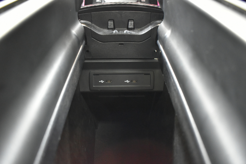 AMG GLB MercedesAMG GLB35 4ﾏﾁｯｸ AMGｱﾄﾞﾊﾞﾝｽﾄﾞ＆ﾊﾟﾌｫｰﾏﾝｽP ﾚｰﾀﾞｰｾｰﾌﾃｨP ﾅﾋﾞP ﾊﾟﾉﾗﾏｻﾝﾙｰﾌ ﾋｰﾀｰｸｰﾗｰ黒/赤革 対話式ﾅﾋﾞ ﾃﾞｨｽﾄﾛﾆｯｸ ﾌﾞﾗｲﾝﾄﾞｽﾎﾟｯﾄ ﾚｰﾝｷｰﾌﾟ AMGｴｱﾛ19AW ｷｰﾚｽGO PTS ﾍｯﾄﾞｱｯﾌﾟD  地ﾃﾞｼﾞﾅﾋﾞ 360ｶﾒﾗ