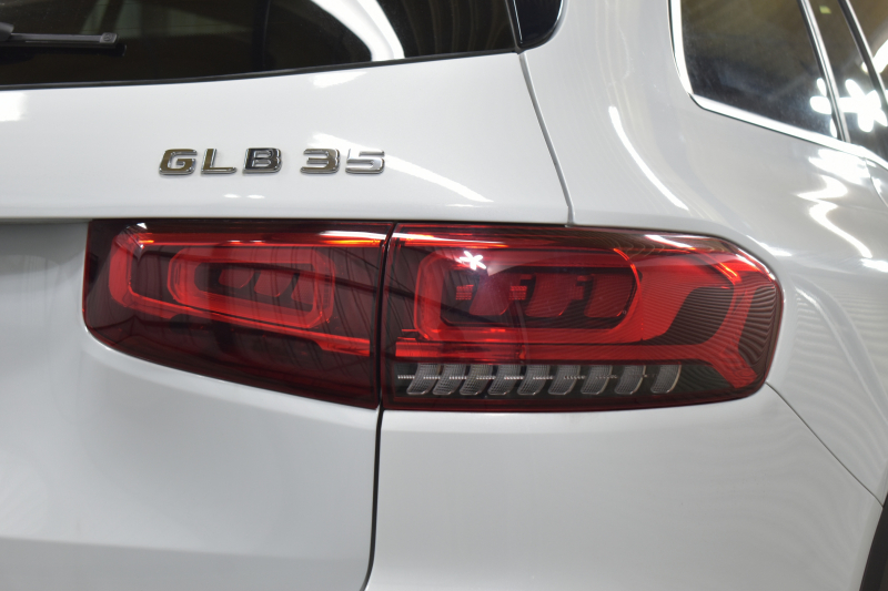 AMG GLB MercedesAMG GLB35 4ﾏﾁｯｸ AMGｱﾄﾞﾊﾞﾝｽﾄﾞ＆ﾊﾟﾌｫｰﾏﾝｽP ﾚｰﾀﾞｰｾｰﾌﾃｨP ﾅﾋﾞP ﾊﾟﾉﾗﾏｻﾝﾙｰﾌ ﾋｰﾀｰｸｰﾗｰ黒/赤革 対話式ﾅﾋﾞ ﾃﾞｨｽﾄﾛﾆｯｸ ﾌﾞﾗｲﾝﾄﾞｽﾎﾟｯﾄ ﾚｰﾝｷｰﾌﾟ AMGｴｱﾛ19AW ｷｰﾚｽGO PTS ﾍｯﾄﾞｱｯﾌﾟD  地ﾃﾞｼﾞﾅﾋﾞ 360ｶﾒﾗ