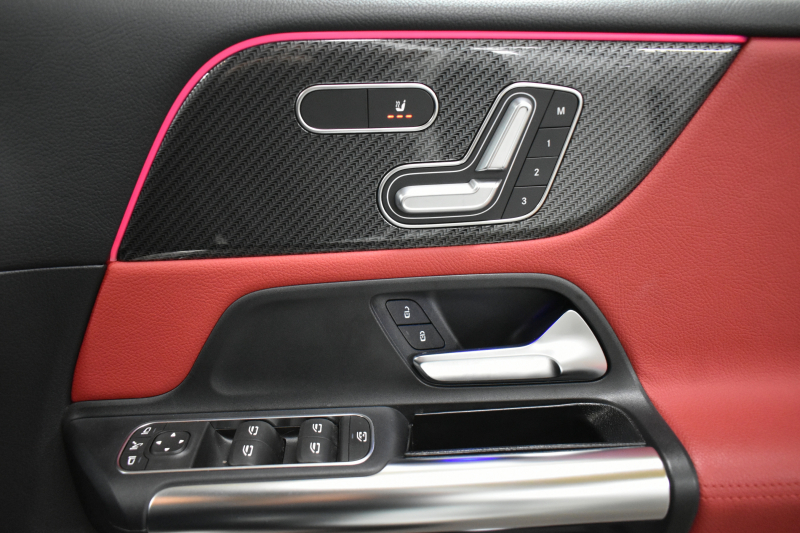 メルセデスベンツ Bクラス B180 AMGﾗｲﾝ AMGﾚｻﾞｰｴｸｽｸﾙｰｼﾌﾞP ｱﾄﾞﾊﾞﾝｽﾄﾞP ﾅﾋﾞｹﾞｰｼｮﾝP ﾚｰﾀﾞｰｾｰﾌﾃｨP ﾊﾟﾉﾗﾏｻﾝﾙｰﾌ 革 HUD 360ｶﾒﾗ ｱﾄﾞﾊﾞﾝｽﾄﾞｻｳﾝﾄﾞ AMGｴｱﾛ18AW ﾃﾞｨｽﾄﾛ ﾌﾞﾗｲﾝﾄﾞS ﾚｰﾝｷｰﾌﾟ MBUXﾅﾋﾞTV ﾌｯﾄｹﾞｰﾄ 2年保証