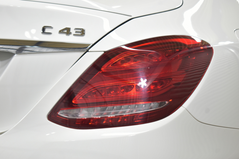 AMG Cクラス C43 4ﾏﾁｯｸ  ﾚｰﾀﾞｰｾｰﾌﾃｨP 3.0ﾘｯﾀｰV6ﾂｲﾝﾀｰﾎﾞ ﾊﾟﾉﾗﾏｻﾝﾙｰﾌ 革 ｴｱﾛ19AW ﾌﾞﾙﾒｽﾀｰｻｳﾝﾄﾞ ｴｱﾊﾞﾗﾝｽP ﾌｯﾄﾘｱｹﾞｰﾄ ﾃﾞｨｽﾄﾛ ﾌﾞﾗｲﾝﾄﾞS ﾚｰﾝｷｰﾌﾟ ﾅﾋﾞTV Bｶﾒﾗ ｷｰﾚｽｺﾞｰ 2年保証