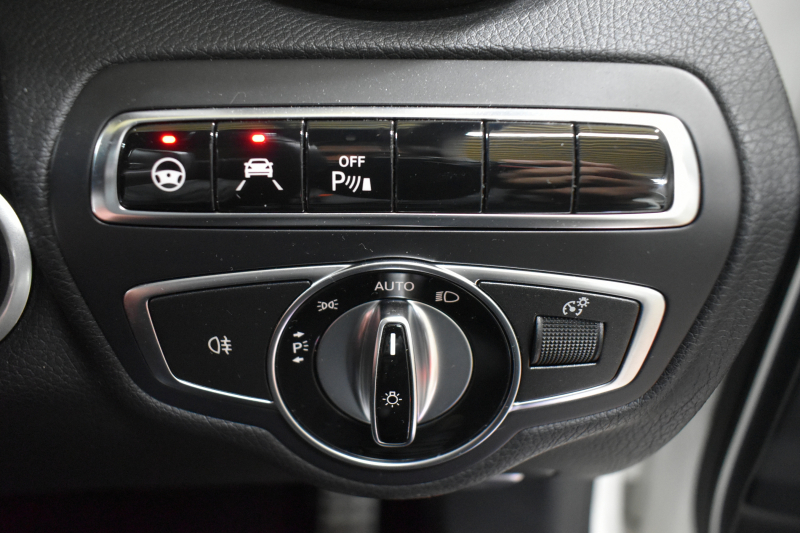 AMG Cクラス C43 4ﾏﾁｯｸ  ﾚｰﾀﾞｰｾｰﾌﾃｨP 3.0ﾘｯﾀｰV6ﾂｲﾝﾀｰﾎﾞ ﾊﾟﾉﾗﾏｻﾝﾙｰﾌ 革 ｴｱﾛ19AW ﾌﾞﾙﾒｽﾀｰｻｳﾝﾄﾞ ｴｱﾊﾞﾗﾝｽP ﾌｯﾄﾘｱｹﾞｰﾄ ﾃﾞｨｽﾄﾛ ﾌﾞﾗｲﾝﾄﾞS ﾚｰﾝｷｰﾌﾟ ﾅﾋﾞTV Bｶﾒﾗ ｷｰﾚｽｺﾞｰ 2年保証