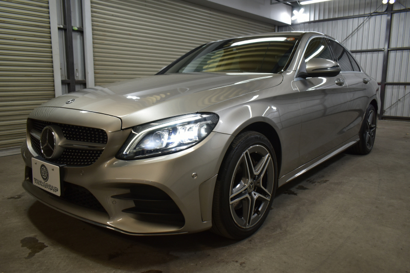 メルセデスベンツ Cクラス C200 4MATIC AVG AMGﾗｲﾝ ﾚｻﾞｰｴｸｽｸﾙｰｼﾌﾞP ﾚｰﾀﾞｰｾｰﾌﾃｨP 後期 4WD 赤革 ﾌﾞﾙﾒｽﾀｰS HUD ｴｱﾊﾞﾗﾝｽP 液晶ﾒｰﾀｰ ﾌｯﾄﾄﾗﾝｸ AMGｴｱﾛ18AW ﾃﾞｨｽﾄﾛ ﾌﾞﾗｲﾝﾄﾞS ﾚｰﾝｷｰﾌﾟ ﾅﾋﾞTV Bｶﾒﾗ ｷｰﾚｽｺﾞｰ 2年保証