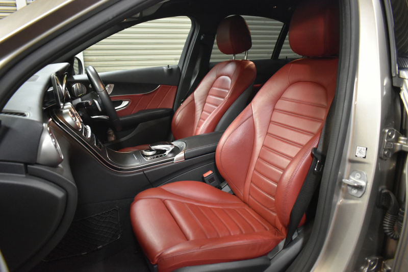 メルセデスベンツ Cクラス C200 4MATIC AVG AMGﾗｲﾝ ﾚｻﾞｰｴｸｽｸﾙｰｼﾌﾞP ﾚｰﾀﾞｰｾｰﾌﾃｨP 後期 4WD 赤革 ﾌﾞﾙﾒｽﾀｰS HUD ｴｱﾊﾞﾗﾝｽP 液晶ﾒｰﾀｰ ﾌｯﾄﾄﾗﾝｸ AMGｴｱﾛ18AW ﾃﾞｨｽﾄﾛ ﾌﾞﾗｲﾝﾄﾞS ﾚｰﾝｷｰﾌﾟ ﾅﾋﾞTV Bｶﾒﾗ ｷｰﾚｽｺﾞｰ 2年保証