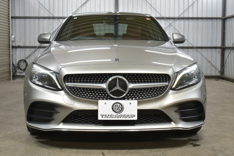 メルセデスベンツ Cクラス C200 4MATIC AVG AMGﾗｲﾝ ﾚｻﾞｰｴｸｽｸﾙｰｼﾌﾞP ﾚｰﾀﾞｰｾｰﾌﾃｨP 後期 4WD 赤革 ﾌﾞﾙﾒｽﾀｰS HUD ｴｱﾊﾞﾗﾝｽP 液晶ﾒｰﾀｰ ﾌｯﾄﾄﾗﾝｸ AMGｴｱﾛ18AW ﾃﾞｨｽﾄﾛ ﾌﾞﾗｲﾝﾄﾞS ﾚｰﾝｷｰﾌﾟ ﾅﾋﾞTV Bｶﾒﾗ ｷｰﾚｽｺﾞｰ 2年保証