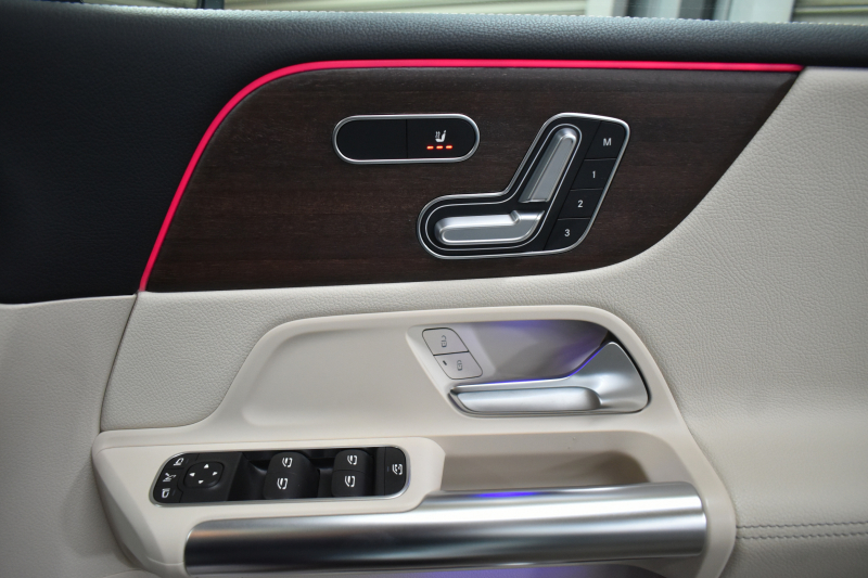 メルセデスベンツ Bクラス B200d ﾚｻﾞｰｴｸｽｸﾙｰｼﾌﾞP ｱﾄﾞﾊﾞﾝｽﾄﾞP ﾚｰﾀﾞｰSP  ﾅﾋﾞｹﾞｰｼｮﾝP ﾊﾟﾉﾗﾏｻﾝﾙｰﾌ MBUXｼｽﾃﾑ ﾋｰﾀｰ付ﾏｷｱｰﾄﾍﾞｰｼﾞｭ革 ACC BSM Lﾁｪﾝｼﾞ 17AW ﾏﾙﾁLED HUD 対話式ﾅﾋﾞTV 360ｶﾒﾗ 2年保証