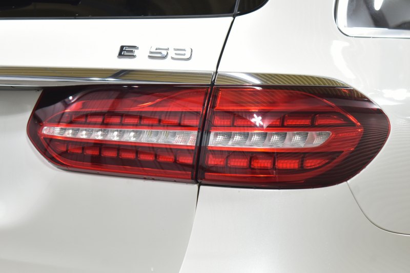 AMG Eクラス E53 4ﾏﾁｯｸ+ ﾜｺﾞﾝ ｴｸｽｸﾙｰｼﾌﾞ ﾚｰﾀﾞｰｾｰﾌﾃｨP 後期型 3.0ﾘｯﾀｰ/435馬力 4WD ﾊﾟﾉﾗﾏｻﾝﾙｰﾌ ﾋｰﾀｰｸｰﾗｰ黒革 ﾃﾞｨｽﾄﾛ BSM Lﾁｪﾝｼﾞ AMGｴｱﾛ20AW ｷｰﾚｽGO PTS ﾌﾞﾙﾒｽﾀｰ HUD 電動ｹﾞｰﾄ LEDﾍｯﾄﾞﾗｲﾄ 地ﾃﾞｼﾞﾅﾋﾞ 360ｶﾒﾗ 2年保証