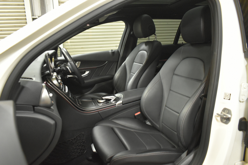 メルセデスベンツ Cクラス C220d ﾜｺﾞﾝ ﾛｰﾚｳｽｴﾃﾞｨｼｮﾝ ﾚｰﾀﾞｰｾｰﾌﾃｨP 前期最終 特別仕様車  ﾃﾞｨｰｾﾞﾙ 燃費19.6km ﾊﾟﾉﾗﾏｻﾝﾙｰﾌ ﾋｰﾀｰ黒革 ﾃﾞｨｽﾄﾛ BSM Lｷｰﾌﾟ AMGｴｱﾛ18AW ｷｰﾚｽGO PTS 電動ﾘｱｹﾞｰﾄ 地ﾃﾞｼﾞﾅﾋﾞ Bｶﾒﾗ 2年保証