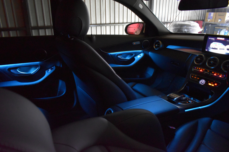 メルセデスベンツ Cクラス C220d ﾜｺﾞﾝ ﾛｰﾚｳｽｴﾃﾞｨｼｮﾝ ﾚｰﾀﾞｰｾｰﾌﾃｨP 前期最終 特別仕様車  ﾃﾞｨｰｾﾞﾙ 燃費19.6km ﾊﾟﾉﾗﾏｻﾝﾙｰﾌ ﾋｰﾀｰ黒革 ﾃﾞｨｽﾄﾛ BSM Lｷｰﾌﾟ AMGｴｱﾛ18AW ｷｰﾚｽGO PTS 電動ﾘｱｹﾞｰﾄ 地ﾃﾞｼﾞﾅﾋﾞ Bｶﾒﾗ 2年保証