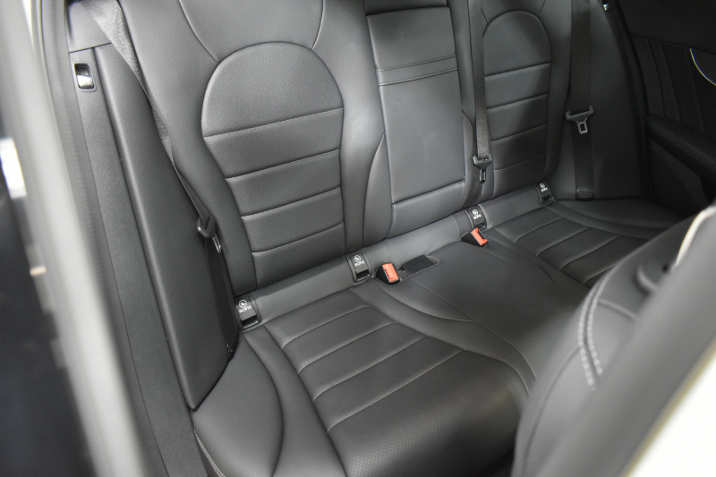 メルセデスベンツ Cクラス C220d ﾜｺﾞﾝ ﾛｰﾚｳｽｴﾃﾞｨｼｮﾝ ﾚｰﾀﾞｰｾｰﾌﾃｨP 前期最終 特別仕様車  ﾃﾞｨｰｾﾞﾙ 燃費19.6km ﾊﾟﾉﾗﾏｻﾝﾙｰﾌ ﾋｰﾀｰ黒革 ﾃﾞｨｽﾄﾛ BSM Lｷｰﾌﾟ AMGｴｱﾛ18AW ｷｰﾚｽGO PTS 電動ﾘｱｹﾞｰﾄ 地ﾃﾞｼﾞﾅﾋﾞ Bｶﾒﾗ 2年保証