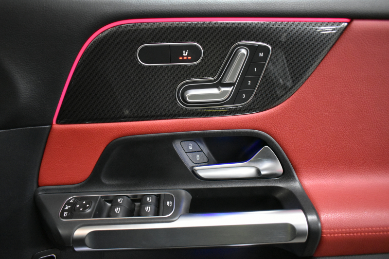 AMG GLB MercedesAMG GLB35 4ﾏﾁｯｸ AMGｱﾄﾞﾊﾞﾝｽﾄﾞ＆ﾊﾟﾌｫｰﾏﾝｽP ﾚｰﾀﾞｰｾｰﾌﾃｨP  ﾊﾟﾉﾗﾏｻﾝﾙｰﾌ ﾋｰﾀｰ黒/赤革 対話式ﾅﾋﾞ ﾃﾞｨｽﾄﾛﾆｯｸ ﾌﾞﾗｲﾝﾄﾞｽﾎﾟｯﾄ ﾚｰﾝｷｰﾌﾟ AMGｴｱﾛ19AW ｷｰﾚｽGO PTS ﾍｯﾄﾞｱｯﾌﾟD  地ﾃﾞｼﾞﾅﾋﾞ 360ｶﾒﾗ