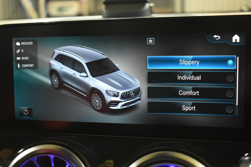 AMG GLB MercedesAMG GLB35 4ﾏﾁｯｸ AMGｱﾄﾞﾊﾞﾝｽﾄﾞ＆ﾊﾟﾌｫｰﾏﾝｽP ﾚｰﾀﾞｰｾｰﾌﾃｨP  ﾊﾟﾉﾗﾏｻﾝﾙｰﾌ ﾋｰﾀｰ黒/赤革 対話式ﾅﾋﾞ ﾃﾞｨｽﾄﾛﾆｯｸ ﾌﾞﾗｲﾝﾄﾞｽﾎﾟｯﾄ ﾚｰﾝｷｰﾌﾟ AMGｴｱﾛ19AW ｷｰﾚｽGO PTS ﾍｯﾄﾞｱｯﾌﾟD  地ﾃﾞｼﾞﾅﾋﾞ 360ｶﾒﾗ