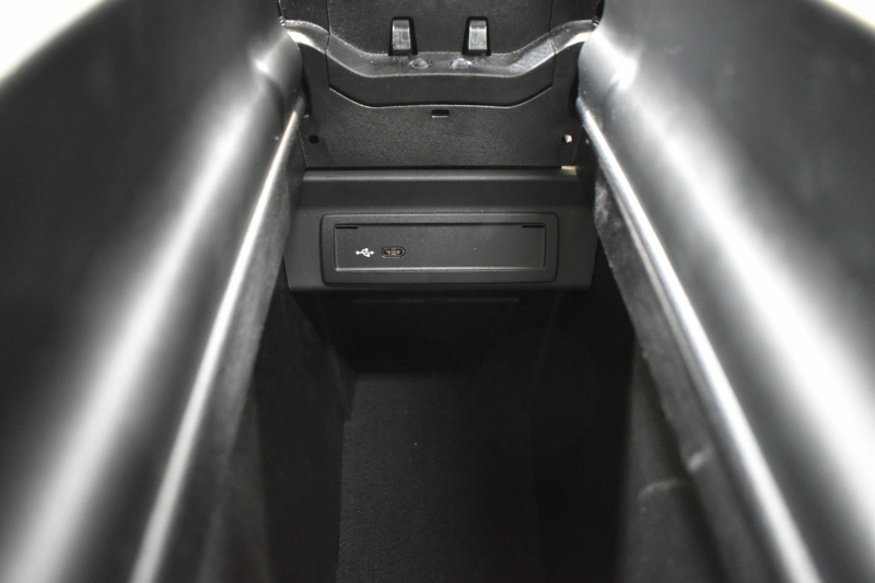 AMG GLB MercedesAMG GLB35 4ﾏﾁｯｸ AMGｱﾄﾞﾊﾞﾝｽﾄﾞ＆ﾊﾟﾌｫｰﾏﾝｽP ﾚｰﾀﾞｰｾｰﾌﾃｨP  ﾊﾟﾉﾗﾏｻﾝﾙｰﾌ ﾋｰﾀｰ黒/赤革 対話式ﾅﾋﾞ ﾃﾞｨｽﾄﾛﾆｯｸ ﾌﾞﾗｲﾝﾄﾞｽﾎﾟｯﾄ ﾚｰﾝｷｰﾌﾟ AMGｴｱﾛ19AW ｷｰﾚｽGO PTS ﾍｯﾄﾞｱｯﾌﾟD  地ﾃﾞｼﾞﾅﾋﾞ 360ｶﾒﾗ