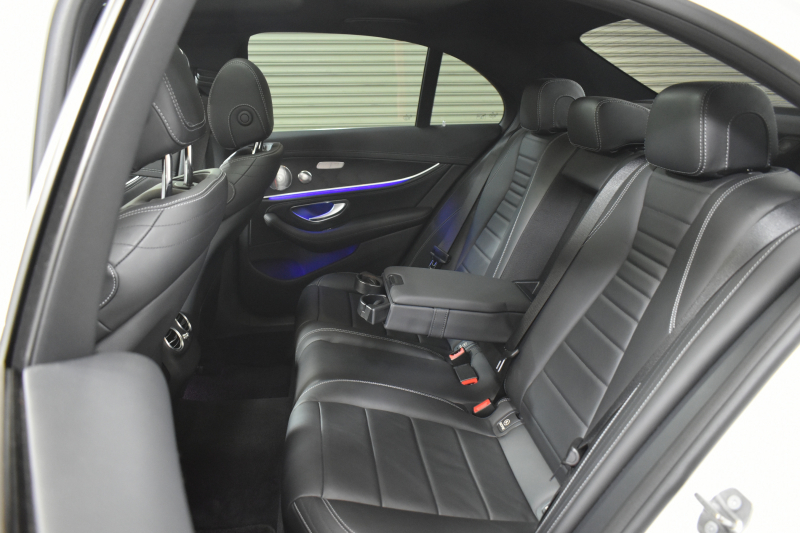 メルセデスベンツ Eクラス E200 AVGｽﾎﾟｰﾂ ﾚｻﾞｰｴｸｽｸﾙｰｼﾌﾞP ﾚｰﾀﾞｰｾｰﾌﾃｨP 1ｵｰﾅｰ ﾊﾟﾉﾗﾏｻﾝﾙｰﾌ 革 ﾌﾞﾙﾒｽﾀｰｻｳﾝﾄﾞ ｴｱﾊﾞﾗﾝｽP ｵｰﾄﾄﾗﾝｸ AMGｴｱﾛ19AW ﾃﾞｨｽﾄﾛﾆｯｸ ﾌﾞﾗｲﾝﾄﾞｽﾎﾟｯﾄ ﾚｰﾝｷｰﾌﾟ ﾅﾋﾞTV 360ｶﾒﾗ ｷｰﾚｽｺﾞｰ 2年保証