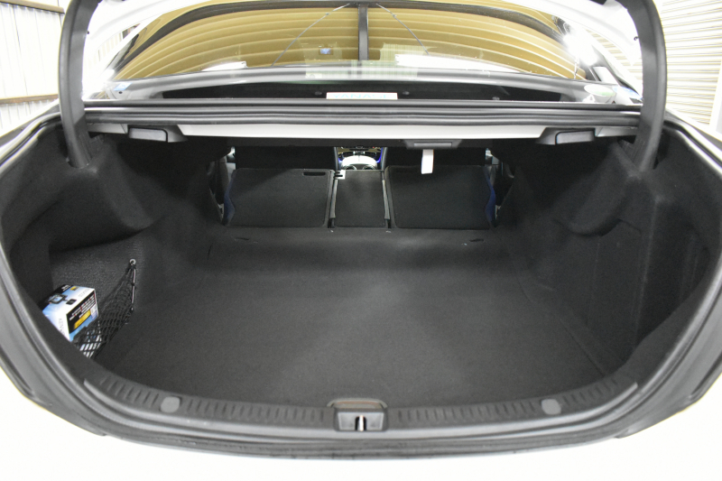 メルセデスベンツ Eクラス E200 AVGｽﾎﾟｰﾂ ﾚｻﾞｰｴｸｽｸﾙｰｼﾌﾞP ﾚｰﾀﾞｰｾｰﾌﾃｨP 1ｵｰﾅｰ ﾊﾟﾉﾗﾏｻﾝﾙｰﾌ 革 ﾌﾞﾙﾒｽﾀｰｻｳﾝﾄﾞ ｴｱﾊﾞﾗﾝｽP ｵｰﾄﾄﾗﾝｸ AMGｴｱﾛ19AW ﾃﾞｨｽﾄﾛﾆｯｸ ﾌﾞﾗｲﾝﾄﾞｽﾎﾟｯﾄ ﾚｰﾝｷｰﾌﾟ ﾅﾋﾞTV 360ｶﾒﾗ ｷｰﾚｽｺﾞｰ 2年保証