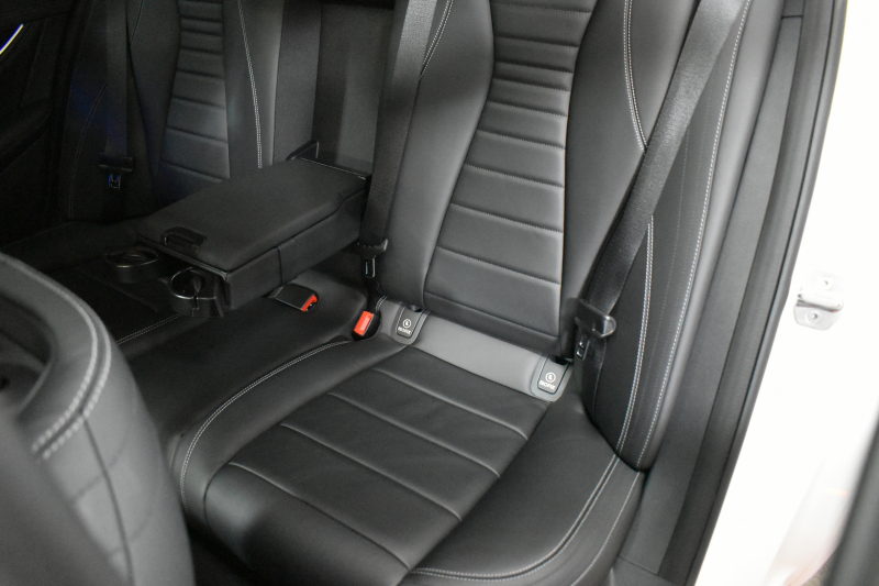 メルセデスベンツ Eクラス E200 AVGｽﾎﾟｰﾂ ﾚｻﾞｰｴｸｽｸﾙｰｼﾌﾞP ﾚｰﾀﾞｰｾｰﾌﾃｨP 1ｵｰﾅｰ ﾊﾟﾉﾗﾏｻﾝﾙｰﾌ 革 ﾌﾞﾙﾒｽﾀｰｻｳﾝﾄﾞ ｴｱﾊﾞﾗﾝｽP ｵｰﾄﾄﾗﾝｸ AMGｴｱﾛ19AW ﾃﾞｨｽﾄﾛﾆｯｸ ﾌﾞﾗｲﾝﾄﾞｽﾎﾟｯﾄ ﾚｰﾝｷｰﾌﾟ ﾅﾋﾞTV 360ｶﾒﾗ ｷｰﾚｽｺﾞｰ 2年保証