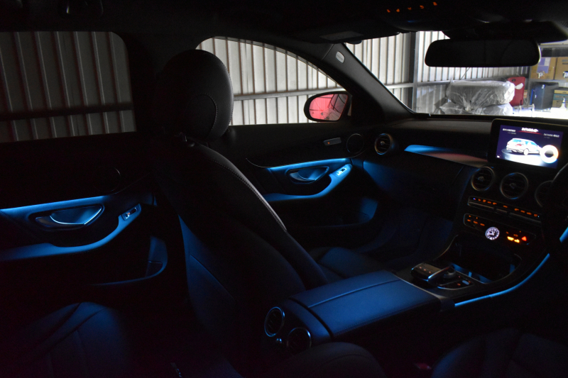 メルセデスベンツ Cクラス C200ﾜｺﾞﾝ ｽﾎﾟｰﾂ ﾚｰﾀﾞｰｾｰﾌﾃｨP 1ｵｰﾅｰ 革 ﾍｯﾄﾞｱｯﾌﾟﾃﾞｨｽﾌﾟﾚｲ AMGｴｱﾛ18AW ﾃﾞｨｽﾄﾛﾆｯｸ ﾌﾞﾗｲﾝﾄﾞｽﾎﾟｯﾄ ﾚｰﾝｷｰﾌﾟ ｷｰﾚｽｺﾞｰ ﾅﾋﾞTV ﾊﾞｯｸｶﾒﾗ ｵｰﾄﾃｰﾙｹﾞｰﾄ 2年保証