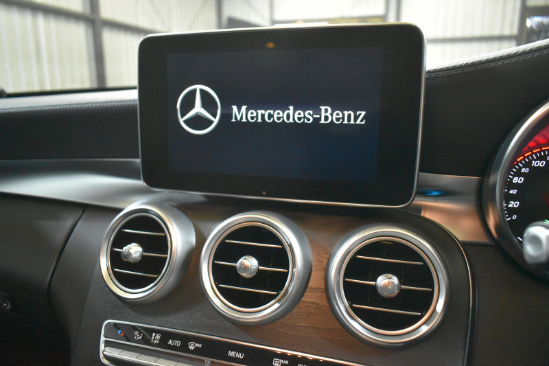 メルセデスベンツ Cクラス C200ﾜｺﾞﾝ ｽﾎﾟｰﾂ ﾚｰﾀﾞｰｾｰﾌﾃｨP 1ｵｰﾅｰ 革 ﾍｯﾄﾞｱｯﾌﾟﾃﾞｨｽﾌﾟﾚｲ AMGｴｱﾛ18AW ﾃﾞｨｽﾄﾛﾆｯｸ ﾌﾞﾗｲﾝﾄﾞｽﾎﾟｯﾄ ﾚｰﾝｷｰﾌﾟ ｷｰﾚｽｺﾞｰ ﾅﾋﾞTV ﾊﾞｯｸｶﾒﾗ ｵｰﾄﾃｰﾙｹﾞｰﾄ 2年保証