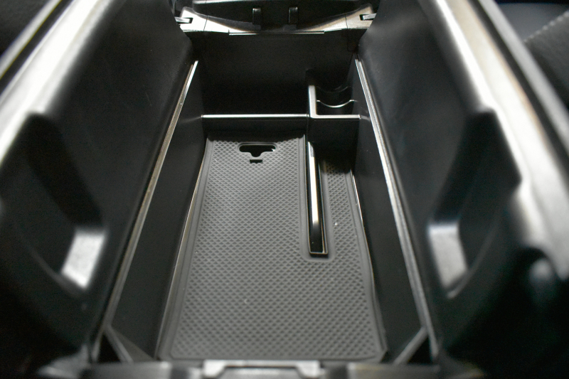 メルセデスベンツ Cクラス C200ﾜｺﾞﾝ AVG AMGﾗｲﾝ ﾚｻﾞｰｴｸｽｸﾙｰｼﾌﾞP ﾚｰﾀﾞｰｾｰﾌﾃｨP 後期 革 ﾌﾞﾙﾒｽﾀｰ ﾍｯﾄﾞｱｯﾌﾟD 液晶ﾒｰﾀｰ ﾌｯﾄｹﾞｰﾄ AMGｴｱﾛ18AW ｴｱｻｽ ﾃﾞｨｽﾄﾛﾆｯｸ ﾌﾞﾗｲﾝﾄﾞｽﾎﾟｯﾄ ﾚｰﾝｷｰﾌﾟ ﾅﾋﾞTV ﾊﾞｯｸｶﾒﾗ ｷｰﾚｽｺﾞｰ 2年保証