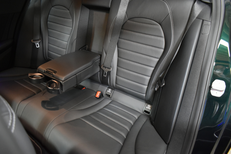 メルセデスベンツ Cクラス C200ﾜｺﾞﾝ AVG AMGﾗｲﾝ ﾚｻﾞｰｴｸｽｸﾙｰｼﾌﾞP ﾚｰﾀﾞｰｾｰﾌﾃｨP 後期 革 ﾌﾞﾙﾒｽﾀｰ ﾍｯﾄﾞｱｯﾌﾟD 液晶ﾒｰﾀｰ ﾌｯﾄｹﾞｰﾄ AMGｴｱﾛ18AW ｴｱｻｽ ﾃﾞｨｽﾄﾛﾆｯｸ ﾌﾞﾗｲﾝﾄﾞｽﾎﾟｯﾄ ﾚｰﾝｷｰﾌﾟ ﾅﾋﾞTV ﾊﾞｯｸｶﾒﾗ ｷｰﾚｽｺﾞｰ 2年保証