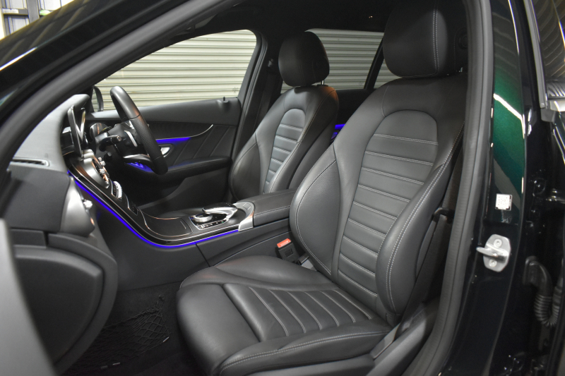 メルセデスベンツ Cクラス C200ﾜｺﾞﾝ AVG AMGﾗｲﾝ ﾚｻﾞｰｴｸｽｸﾙｰｼﾌﾞP ﾚｰﾀﾞｰｾｰﾌﾃｨP 後期 革 ﾌﾞﾙﾒｽﾀｰ ﾍｯﾄﾞｱｯﾌﾟD 液晶ﾒｰﾀｰ ﾌｯﾄｹﾞｰﾄ AMGｴｱﾛ18AW ｴｱｻｽ ﾃﾞｨｽﾄﾛﾆｯｸ ﾌﾞﾗｲﾝﾄﾞｽﾎﾟｯﾄ ﾚｰﾝｷｰﾌﾟ ﾅﾋﾞTV ﾊﾞｯｸｶﾒﾗ ｷｰﾚｽｺﾞｰ 2年保証