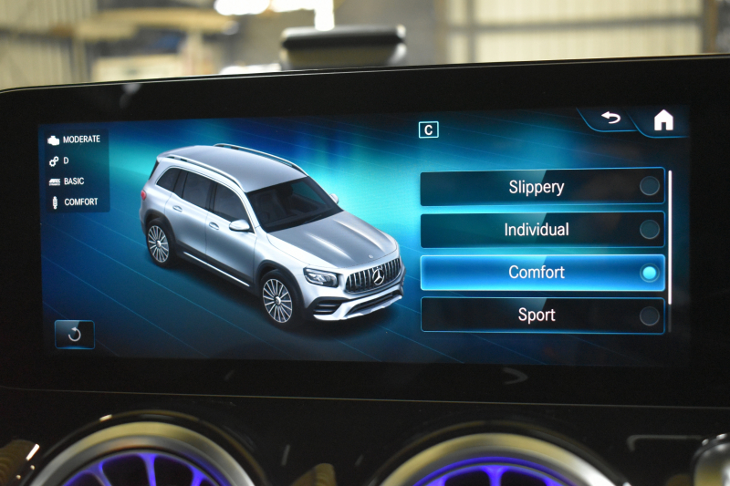 AMG GLB MercedesAMG GLB35 4ﾏﾁｯｸ AMGｱﾄﾞﾊﾞﾝｽﾄﾞ＆ﾊﾟﾌｫｰﾏﾝｽP ﾚｰﾀﾞｰｾｰﾌﾃｨP ﾅﾋﾞP ﾊﾟﾉﾗﾏｻﾝﾙｰﾌ ﾋｰﾀｰｸｰﾗｰ灰/黒革 対話式ﾅﾋﾞ ACC BSM ﾚｰﾝｷｰﾌﾟ AMGｴｱﾛ19AW ｷｰﾚｽGO PTS ﾍｯﾄﾞｱｯﾌﾟD  地ﾃﾞｼﾞﾅﾋﾞ 360ｶﾒﾗ2年保証