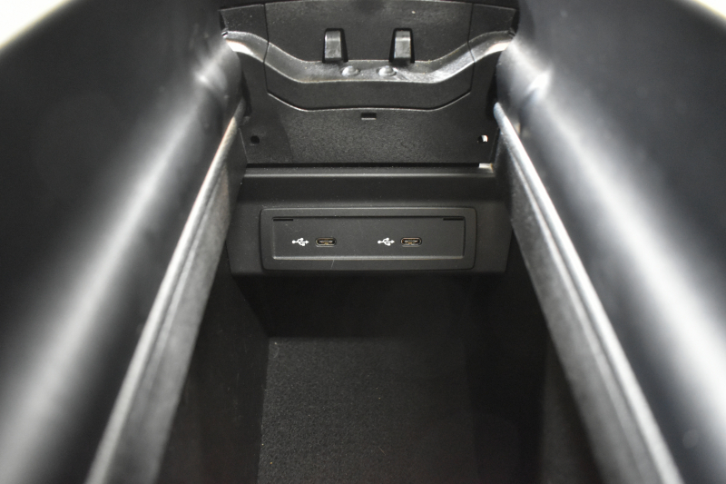 メルセデスベンツ CLAクラス CLA200d AMGﾗｲﾝ AMGﾚｻﾞｰｴｸｽｸﾙｰｼﾌﾞP ｱﾄﾞﾊﾞﾝｽﾄﾞP ﾅﾋﾞｹﾞｰｼｮﾝP ﾚｰﾀﾞｰｾｰﾌﾃｨP ﾊﾟﾉﾗﾏｻﾝﾙｰﾌ 革 AMGｴｱﾛ18AW MBUXﾅﾋﾞTV HUD 360ｶﾒﾗ ｱﾄﾞﾊﾞﾝｽﾄﾞｻｳﾝﾄﾞ ﾃﾞｨｽﾄﾛ ﾌﾞﾗｲﾝﾄﾞS ﾚｰﾝｷｰﾌﾟ ﾌｯﾄﾄﾗﾝｸ ｷｰﾚｽｺﾞｰ 2年保証