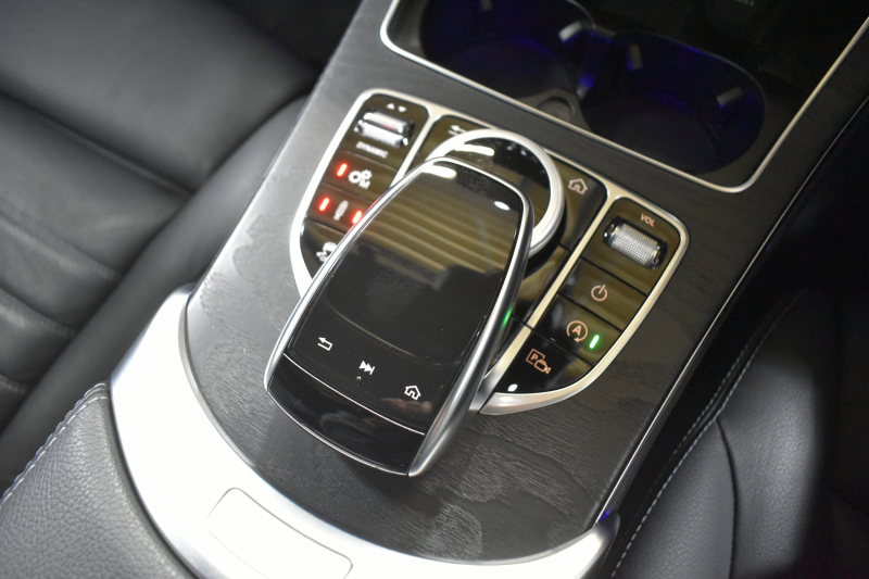 AMG Cクラス C43 4ﾏﾁｯｸ ﾜｺﾞﾝ  ﾚｰﾀﾞｰｾｰﾌﾃｨP 後期型 3.0ﾘｯﾀｰV6ﾂｲﾝﾀｰﾎﾞ 黒革 ﾌﾞﾙﾒｽﾀｰｻｳﾝﾄﾞ 液晶ﾒｰﾀｰ HUD ｴｱﾊﾞﾗﾝｽP ﾌｯﾄｹﾞｰﾄ AMGｴｱﾛ19AW LEDﾍｯﾄﾞﾗｲﾄ ﾃﾞｨｽﾄﾛ ﾌﾞﾗｲﾝﾄﾞS ﾚｰﾝｷｰﾌﾟ ﾅﾋﾞTV Bｶﾒﾗ 2年保証