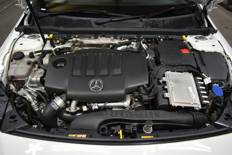 メルセデスベンツ CLAクラス CLA200d AMGﾗｲﾝ AMGﾚｻﾞｰｴｸｽｸﾙｰｼﾌﾞP ｱﾄﾞﾊﾞﾝｽﾄﾞP ﾅﾋﾞｹﾞｰｼｮﾝP ﾚｰﾀﾞｰｾｰﾌﾃｨP ﾊﾟﾉﾗﾏｻﾝﾙｰﾌ 革 AMGｴｱﾛ18AW MBUXﾅﾋﾞTV HUD 360ｶﾒﾗ ｱﾄﾞﾊﾞﾝｽﾄﾞｻｳﾝﾄﾞ ﾃﾞｨｽﾄﾛ ﾌﾞﾗｲﾝﾄﾞS ﾚｰﾝｷｰﾌﾟ ﾌｯﾄﾄﾗﾝｸ ｷｰﾚｽｺﾞｰ 2年保証