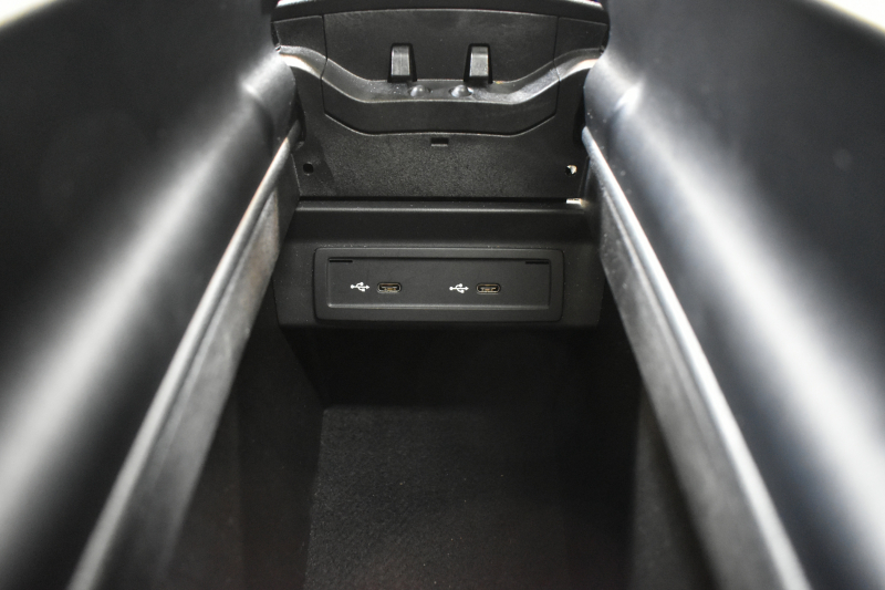 メルセデスベンツ CLAクラス CLA200d AMGﾗｲﾝ AMGﾚｻﾞｰｴｸｽｸﾙｰｼﾌﾞP ｱﾄﾞﾊﾞﾝｽﾄﾞP ﾅﾋﾞｹﾞｰｼｮﾝP ﾚｰﾀﾞｰｾｰﾌﾃｨP ﾊﾟﾉﾗﾏｻﾝﾙｰﾌ 革 AMGｴｱﾛ18AW MBUXﾅﾋﾞTV HUD 360ｶﾒﾗ ｱﾄﾞﾊﾞﾝｽﾄﾞｻｳﾝﾄﾞ ﾃﾞｨｽﾄﾛ ﾌﾞﾗｲﾝﾄﾞS ﾚｰﾝｷｰﾌﾟ ﾌｯﾄﾄﾗﾝｸ ｷｰﾚｽｺﾞｰ 2年保証