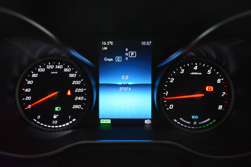 メルセデスベンツ Cクラス C200ﾜｺﾞﾝ AVG AMGﾗｲﾝ ﾚｰﾀﾞｰｾｰﾌﾃｨP 後期 AMGｴｱﾛ18AW ｴｱｻｽ 革 ﾃﾞｨｽﾄﾛﾆｯｸ ﾌﾞﾗｲﾝﾄﾞｽﾎﾟｯﾄ ﾚｰﾝｷｰﾌﾟ ﾅﾋﾞTV ﾊﾞｯｸｶﾒﾗ ｵｰﾄﾃｰﾙｹﾞｰﾄ ｷｰﾚｽｺﾞｰ 2年保証