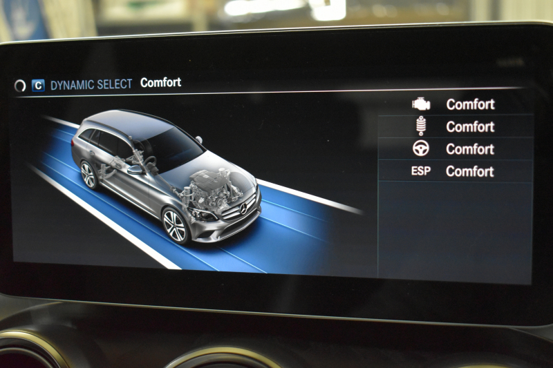 メルセデスベンツ Cクラス C200ﾜｺﾞﾝ AVG AMGﾗｲﾝ ﾚｰﾀﾞｰｾｰﾌﾃｨP 後期 AMGｴｱﾛ18AW ｴｱｻｽ 革 ﾃﾞｨｽﾄﾛﾆｯｸ ﾌﾞﾗｲﾝﾄﾞｽﾎﾟｯﾄ ﾚｰﾝｷｰﾌﾟ ﾅﾋﾞTV ﾊﾞｯｸｶﾒﾗ ｵｰﾄﾃｰﾙｹﾞｰﾄ ｷｰﾚｽｺﾞｰ 2年保証